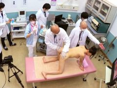 หนังโป๊ญี่ปุ่น พยาบาลอ้าหีตรวจช่องคลอด หมอแทงควยใส่รูหี